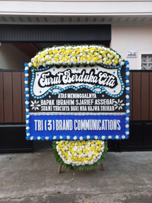 Papan Bunga Duka di Monggol